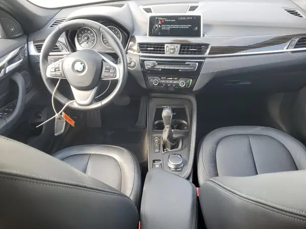 WBXHT3C3XH5F77687 2017 BMW X1 - Image 8