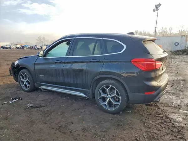 WBXHT3C3XH5F80542 2017 BMW X1 - Image 2