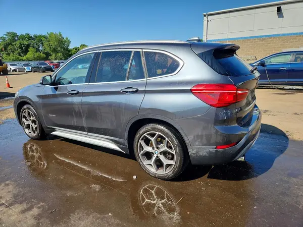 WBXHT3C3XH5F81805 2017 BMW X1 - Image 2