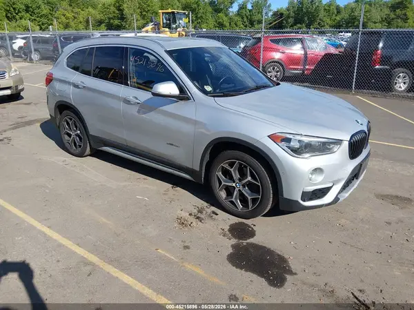 WBXHT3C3XH5F82078 2017 BMW X1 - Image 1