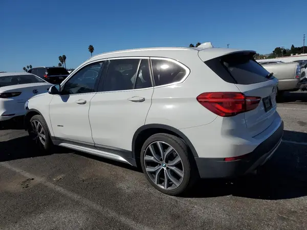 WBXHT3C3XH5F83716 2017 BMW X1 - Image 2
