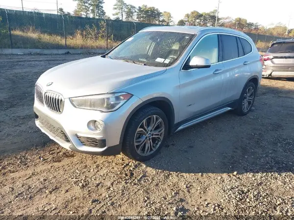 WBXHT3C3XH5F86325 2017 BMW X1 - Image 2