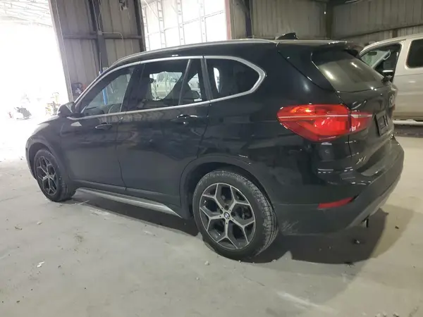 WBXHT3C3XJ3F04000 2018 BMW X1 - Image 2