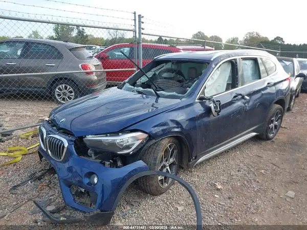 WBXHT3C3XJ3H32501 2018 BMW X1 - Image 2