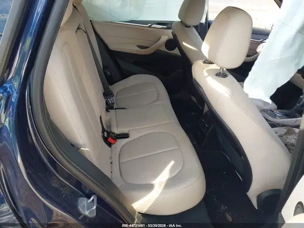 WBXHT3C3XJ3H32501 2018 BMW X1 - Image 8