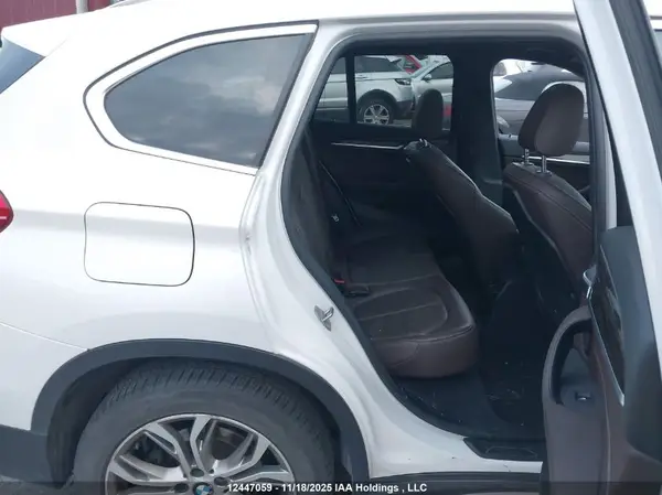WBXHT3C3XJ3H32644 2018 BMW X1 - Image 8