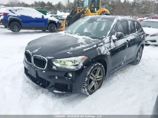 WBXHT3C3XJ5F92972 2018 BMW X1 - Image 2