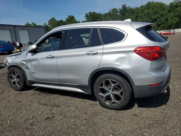 WBXHT3C3XJ5K20481 2018 BMW X1 - Image 2