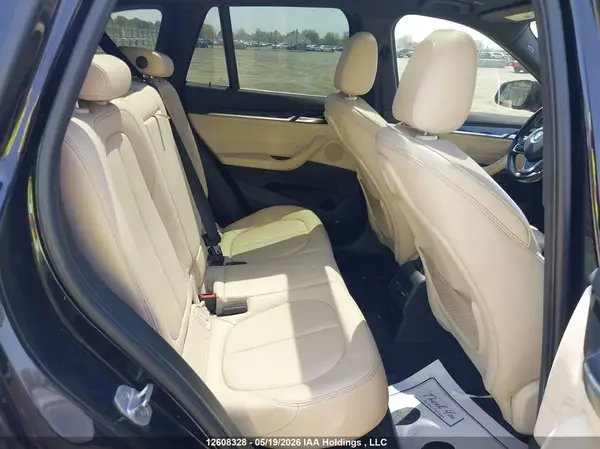 WBXHT3C3XJ5K20996 2018 BMW X1 - Image 8