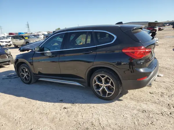 WBXHT3C3XJ5K21808 2018 BMW X1 - Image 2