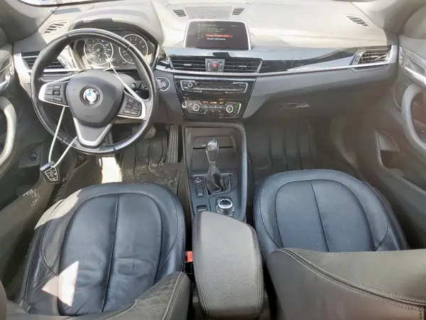 WBXHT3C3XJ5K22005 2018 BMW X1 - Image 8