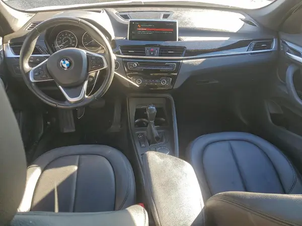 WBXHT3C3XJ5K24675 2018 BMW X1 - Image 8