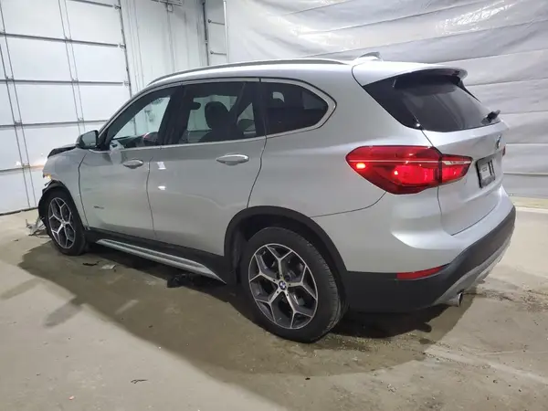 WBXHT3C3XJ5K26331 2018 BMW X1 - Image 2