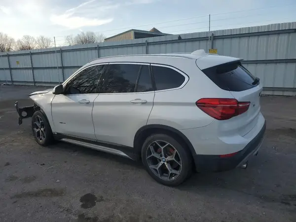 WBXHT3C3XJ5K30024 2018 BMW X1 - Image 2