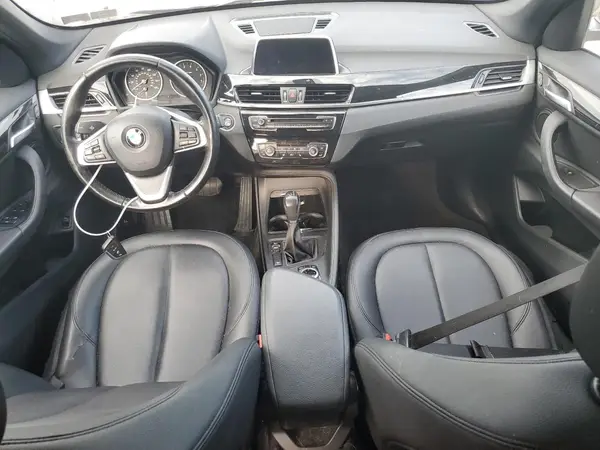 WBXHT3C3XJ5K31531 2018 BMW X1 - Image 8