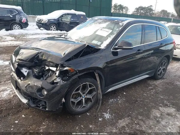WBXHT3C3XJ5L28521 2018 BMW X1 - Image 2