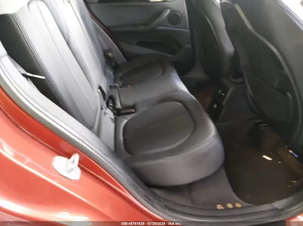 WBXHT3C3XJ5L29782 2018 BMW X1 - Image 8