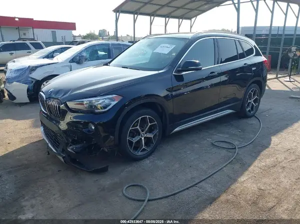 WBXHT3C3XJ5L30365 2018 BMW X1 - Image 2