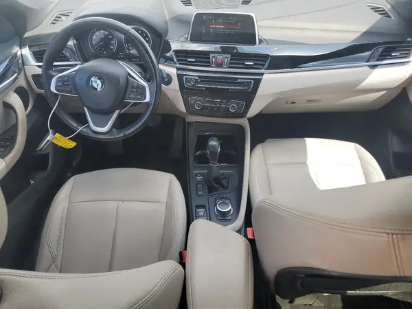 WBXHT3C3XJ5L33346 2018 BMW X1 - Image 8