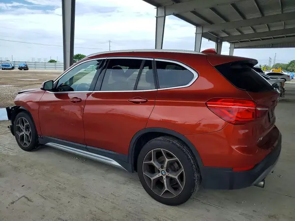 WBXHT3C3XJ5L33654 2018 BMW X1 - Image 2