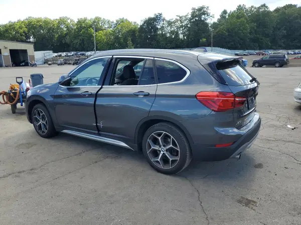 WBXHT3C3XJ5L34397 2018 BMW X1 - Image 2