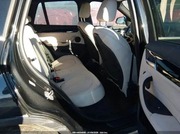 WBXHT3C50K3H36236 2019 BMW X1 - Image 8