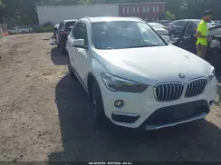 WBXHT3C50K5L37117 2019 BMW X1