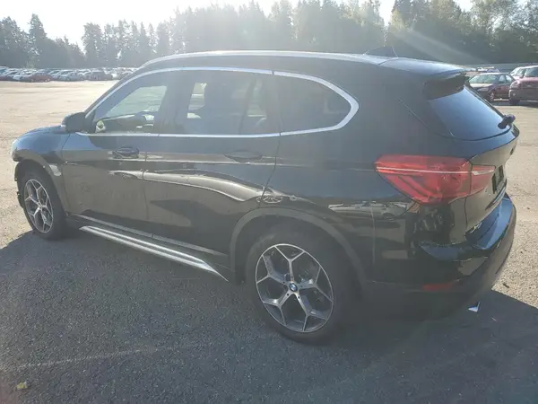 WBXHT3C51K3H34284 2019 BMW X1 - Image 2