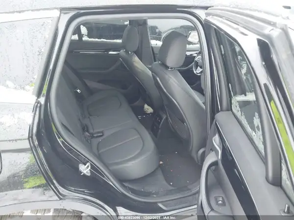 WBXHT3C51K5L37918 2019 BMW X1 - Image 8