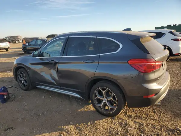 WBXHT3C51K5L38437 2019 BMW X1 - Image 2