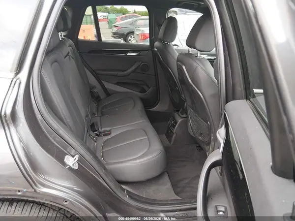 WBXHT3C51K5L89257 2019 BMW X1 - Image 8