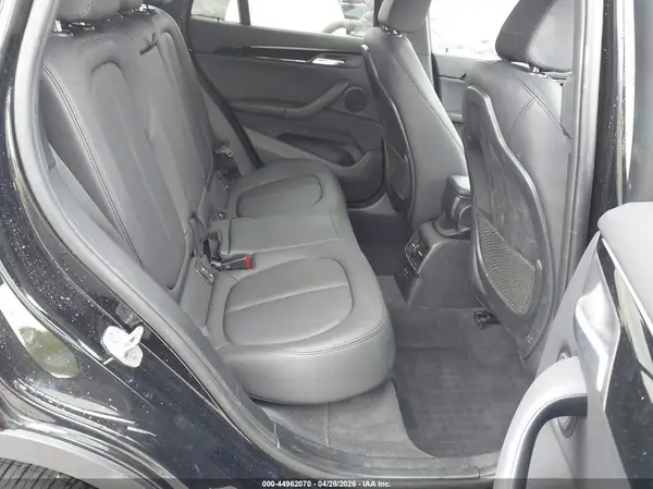 WBXHT3C51K5L97942 2019 BMW X1 - Image 8