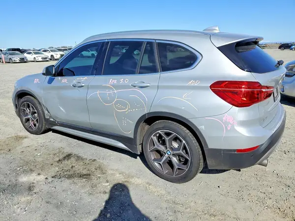 WBXHT3C52K3H35752 2019 BMW X1 - Image 2