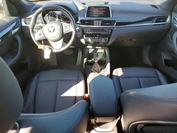 WBXHT3C52K3H35752 2019 BMW X1 - Image 8
