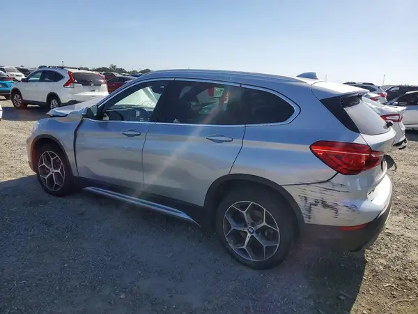 WBXHT3C52K5L38852 2019 BMW X1 - Image 2