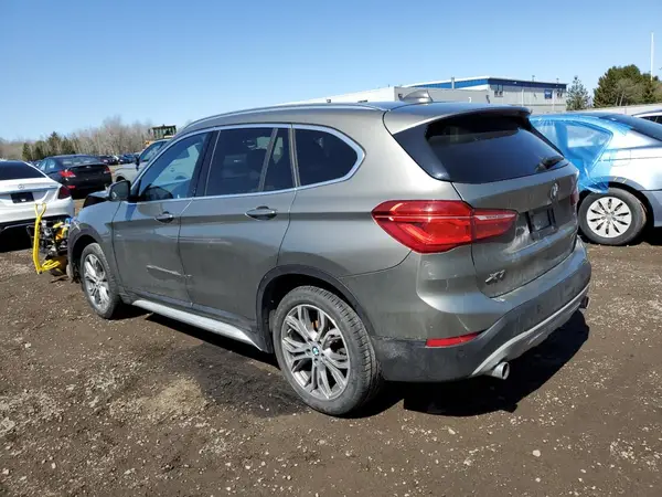 WBXHT3C52K5L39046 2019 BMW X1 - Image 2