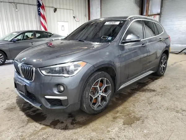 WBXHT3C52K5L89624 2019 BMW X1 - Image 1