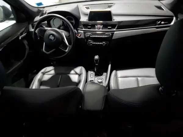 WBXHT3C52K5L89624 2019 BMW X1 - Image 8
