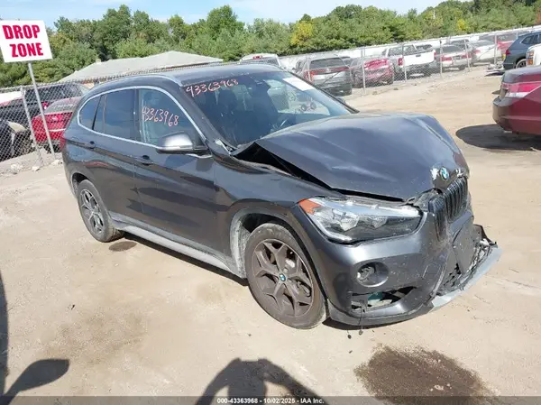 WBXHT3C52K5L90739 2019 BMW X1