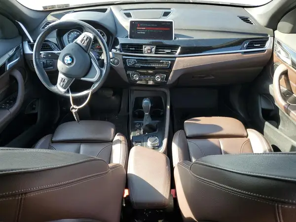 WBXHT3C52K5L90949 2019 BMW X1 - Image 8