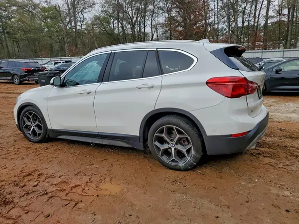 WBXHT3C53K5L35510 2019 BMW X1 - Image 2