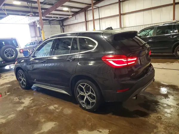 WBXHT3C53K5L37709 2019 BMW X1 - Image 2