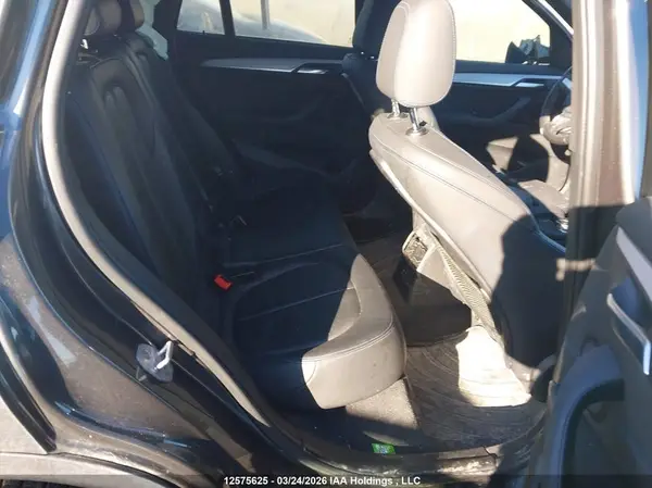 WBXHT3C54K3H34862 2019 BMW X1 - Image 8