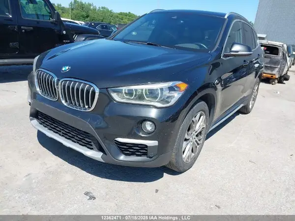 WBXHT3C54K5L37654 2019 BMW X1 - Image 2