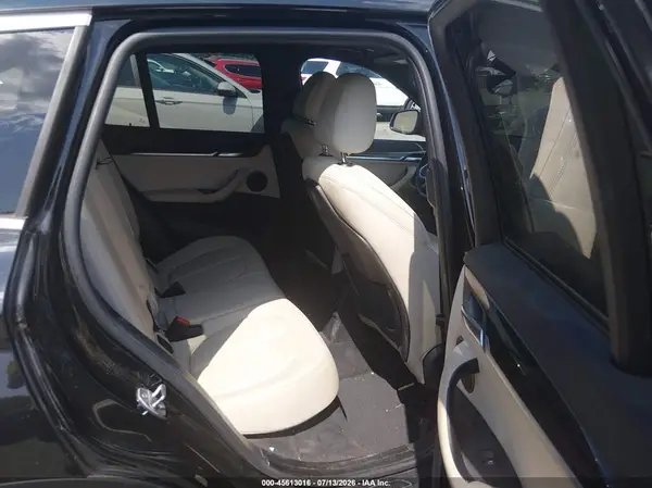 WBXHT3C54K5L89172 2019 BMW X1 - Image 8