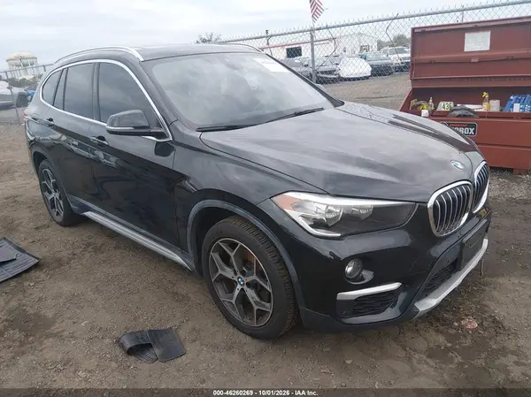 WBXHT3C54K5L89639 2019 BMW X1 - Image 1