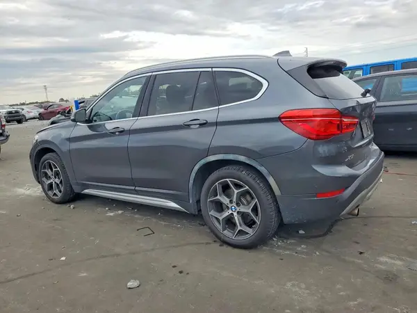 WBXHT3C54K5L90726 2019 BMW X1 - Image 2