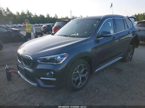 WBXHT3C55K3H34076 2019 BMW X1 - Image 2
