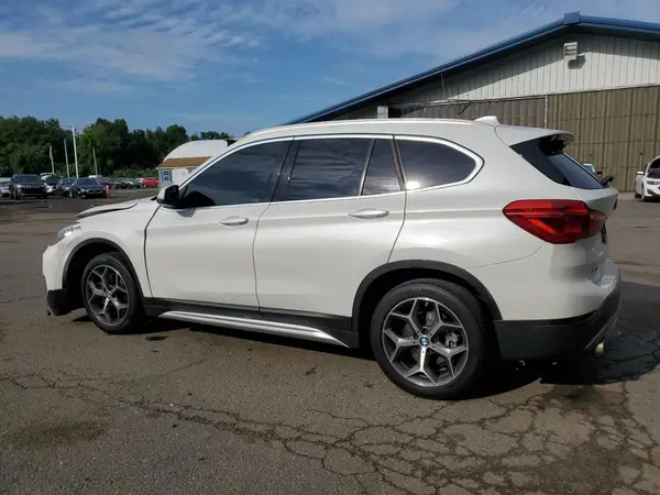 WBXHT3C55K3H34210 2019 BMW X1 - Image 2