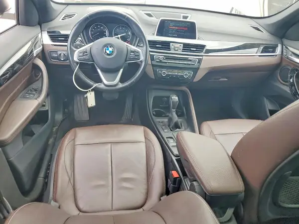 WBXHT3C55K5L37257 2019 BMW X1 - Image 8